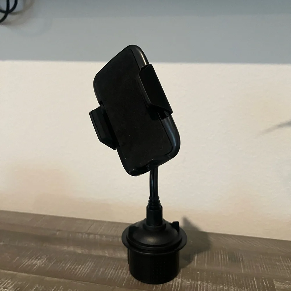 Universal Black Car Phone Mount